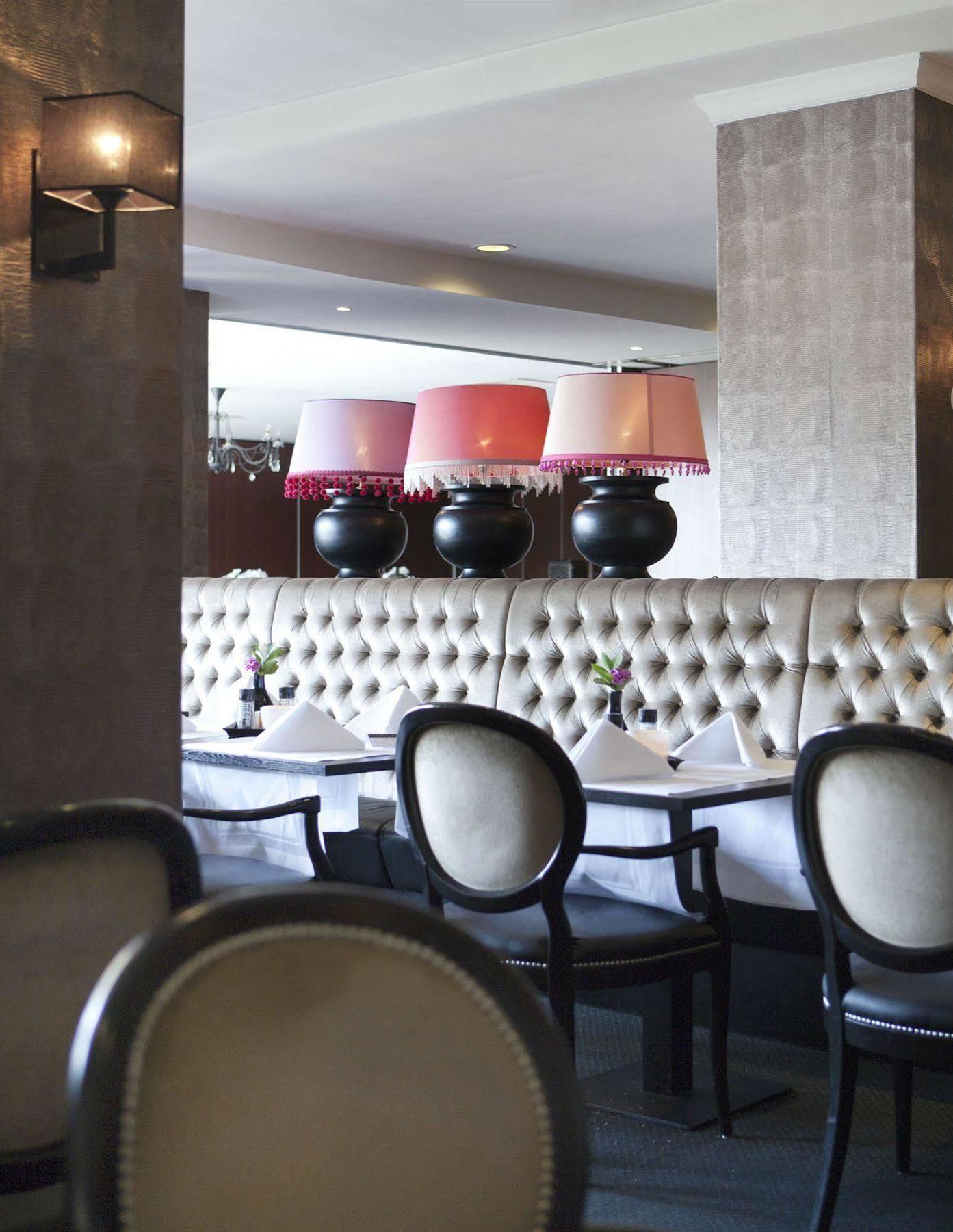 Van Der Valk Hotel Den Haag - Voorschoten Exteriör bild