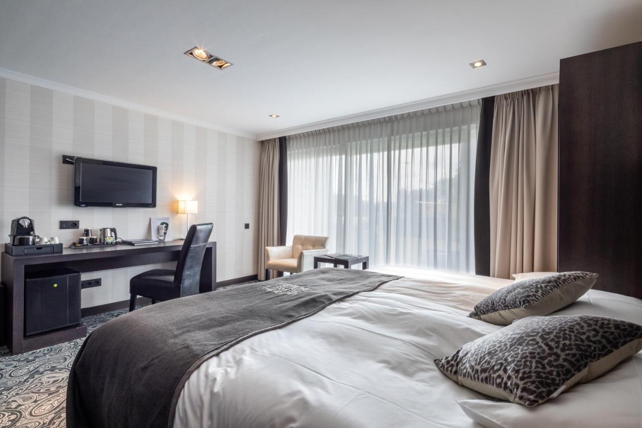 Van Der Valk Hotel Den Haag - Voorschoten Exteriör bild